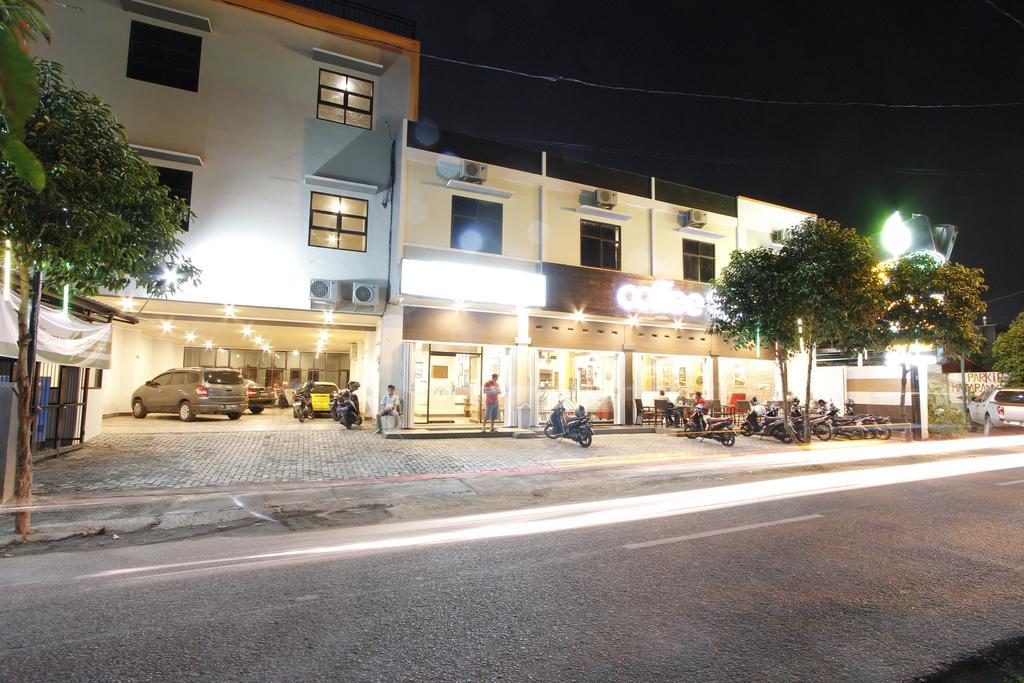 Palapa Hotel Mataram Esterno foto