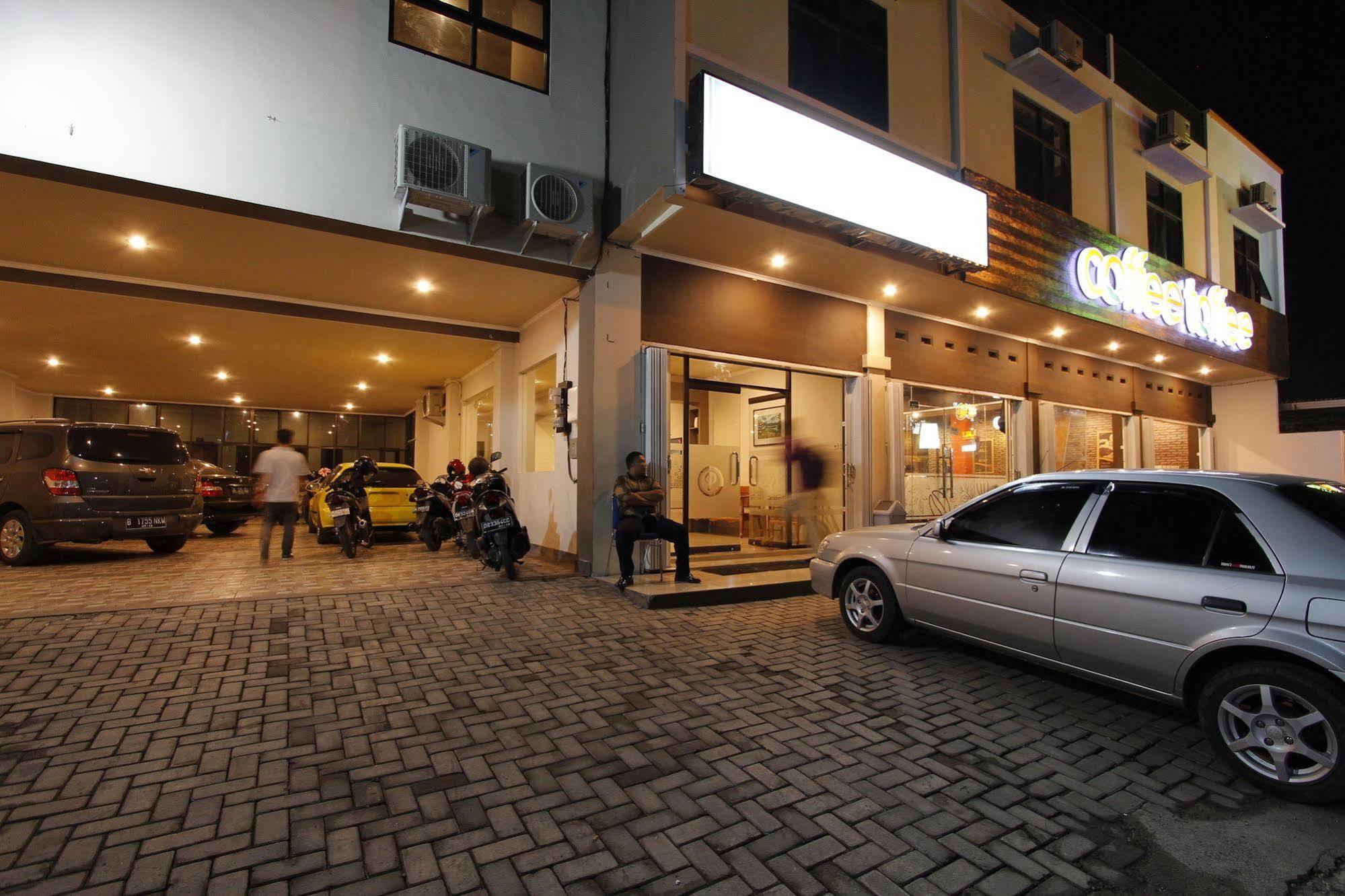 Palapa Hotel Mataram Esterno foto