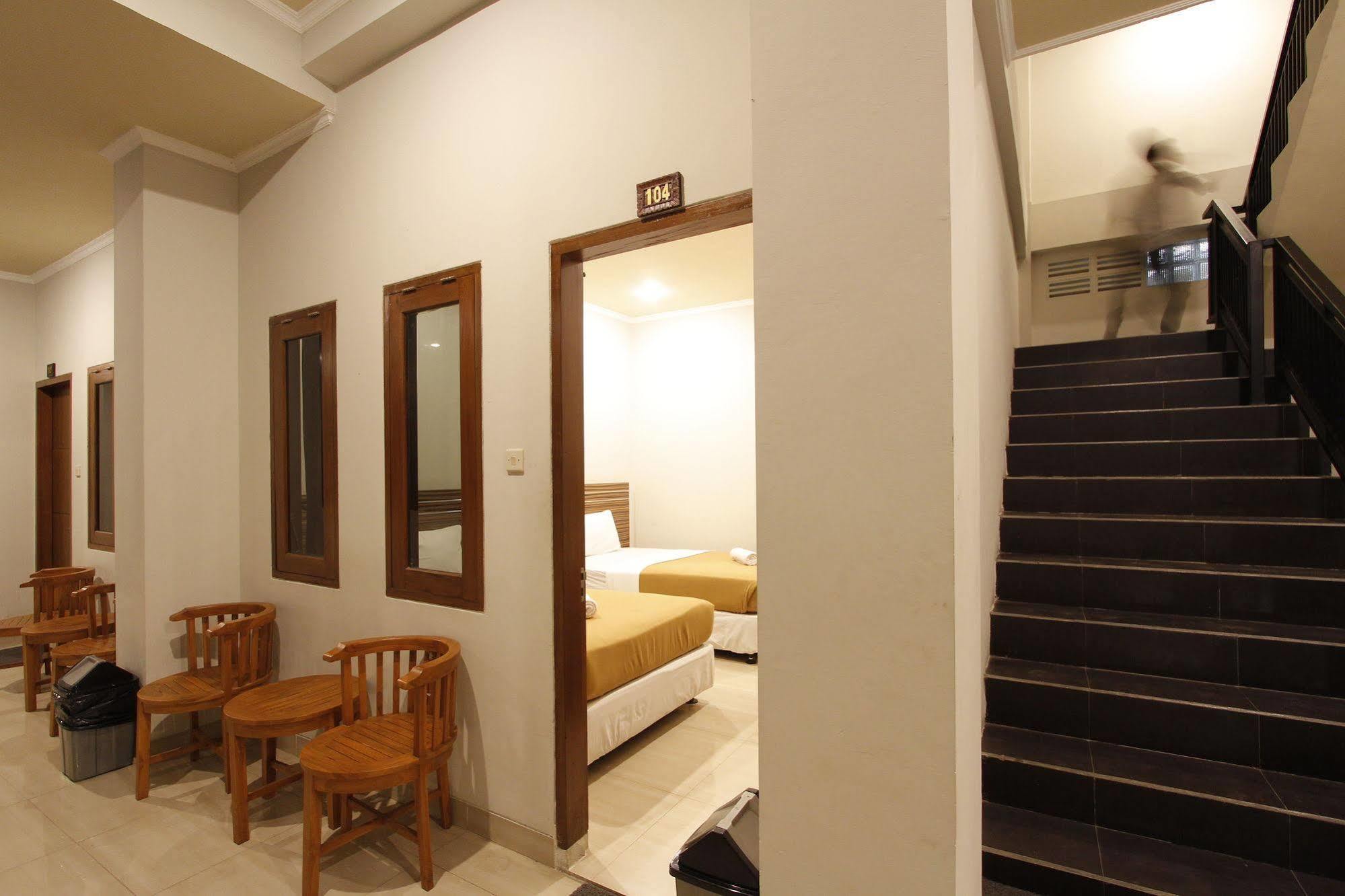 Palapa Hotel Mataram Esterno foto